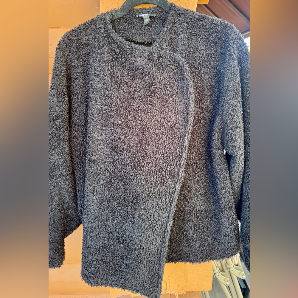 BUNDLE Express Cream & Black Sherpa Jackets - Picture 5 of 16